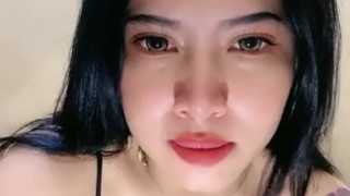 Javiera Si Cantik Rebahan Ngangkang Colok Meki Basah