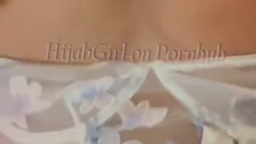 Ngentot Binor Tante Jilbab Hitam