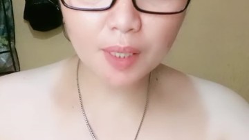 Mami Tata Makin Pede Live Telanjang Dada