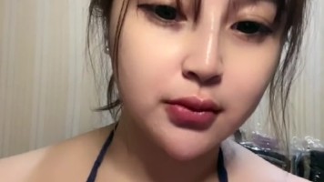 BabyAriel Tulis Nama Kalian di Toketnya ID 10708076 Mango